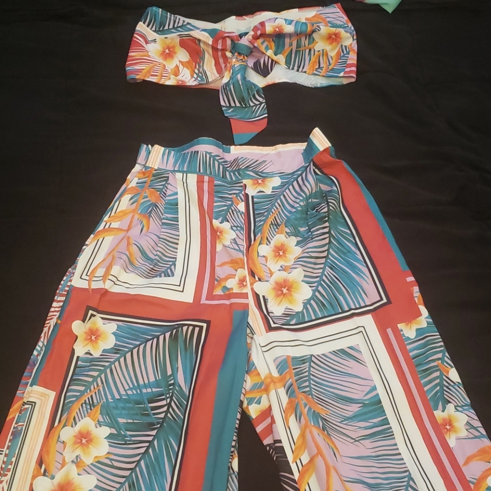 Two piece bandue and pants set